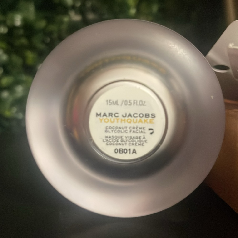 Marc Jacobs Sugar High #382 lip gloss - Picture 3 of 3